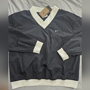 Nike Black and White Sweatshirt